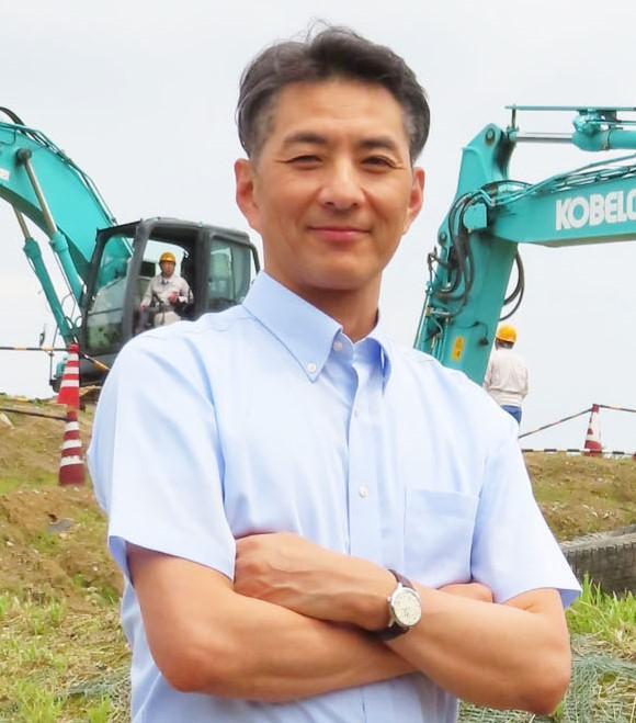 山下耕治 氏